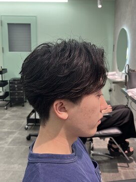 ジーニー 千葉(GENiE) シャドウパーマ/ニュアンスパーマ/韓国ヘア【高野優真】