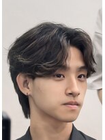 バース 梅田中崎町店(BIRTH)&nbsp;ハイライトセンターパートメッシュダブルカラーツーブロック