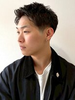 メンズサロンオー 宮崎(Men's salon O.)&nbsp;ツーブロック フェード アップバング スパイラル ショート