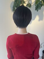 エム(EMU)&nbsp;襟足スッキリショートスタイル