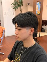 リズヘアーデザイン(RIZ hair design)&nbsp;メンズヘア/フェザーショート/センター分け/毛流れ/刈り上げ