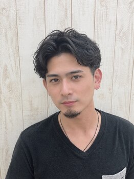 エスブランドワールドワイド(S BRAND world wide)の写真/トレンドのスタイルから、スパイラルやツイストパーマ、コーンロウなどの特殊系スタイルまで全てお任せ◎