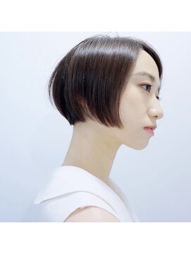 ラブクロムトーキョー オモテサンドウ(LOVECHROME OMOTESANDO) ショートボブ【表参道】【LOVECHROME】