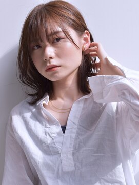 バロンフェム(baLon.fem) baLon.fem【yu-ma】レイヤーボブ 　シアーベージュ