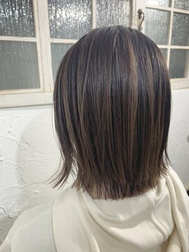 ネオリーブ シュシュ 神保町店(Neolive susu) 畠山雄大　外ハネボブスタイル・シャドールーツカラー