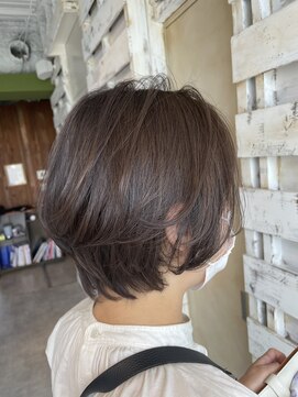 サボ(SABO) ショートボブ