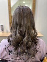 ラビス クローバー(Lovis clover)&nbsp;ミルクティーグレージュ　ふんわりカール　波巻き