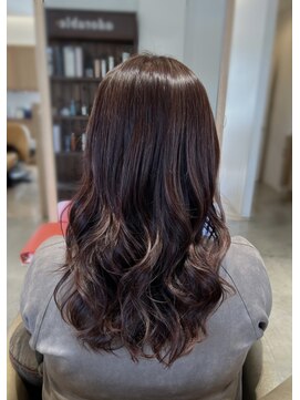 アドラーブル 万代店 (adorable) 【白髪ぼかし】【ロング】【ハイライト】20代30代40代