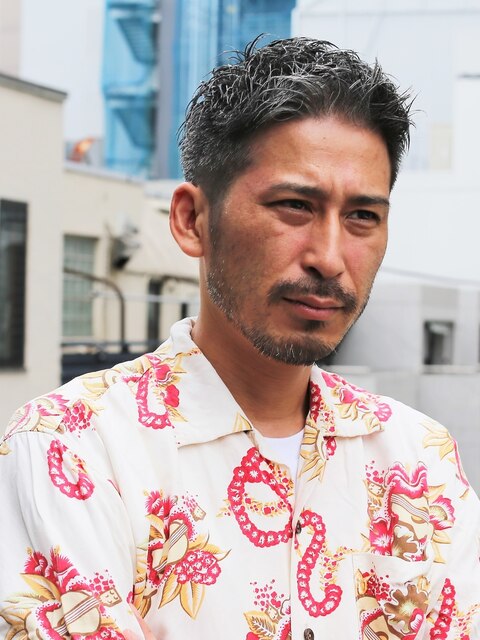 40代50代必見！白髪染めをしないワイルドメンズバーバースタイル