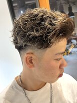 フリーク バーバーショップ 都島店(FREAK BARBER SHOP)&nbsp;リバースパーマスキンフェード