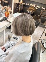 ブレンド 渋谷(BLend)&nbsp;ハイライトカラーマチルダボブインナーグレージュ前髪