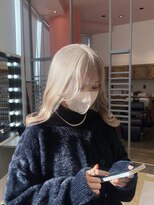 リー 梅田(Lee)&nbsp;ブリーチ2～3回必須/ホワイトベージュ/ブロンド/ミルクティー