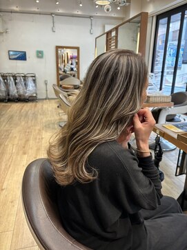 ローグ(Logue) 伸ばし中馴染ませエアタッチ