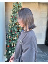 メゾン アヴァロ(Maison Avallo)&nbsp;シースルーグレージュの斬りっぱなしボブ