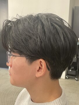 フイ 新宿3丁目(Hui) スパイキーショート/ニュアンスパーマ/韓国マッシュ/men's