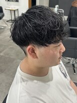 ヒュイル バイ ニアウ(Hwyl by Niau)&nbsp;メンズカットパーマニュアンスパーマシャドウパーマツイスト