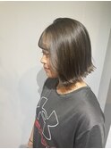 顎下ボブ/赤味消しカラー/外ハネ