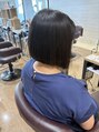 プラスリブ(Plus Lib)&nbsp;ぱつっとしたラインが特徴の前下がりボブ♪