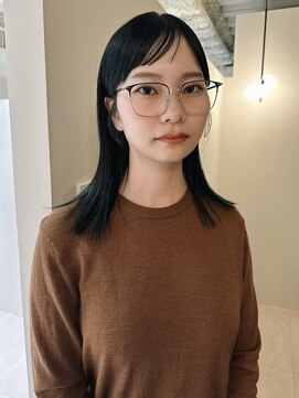 ユー(yew) dark green