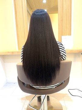 美髪ストレート　スーパーロングレイヤー
