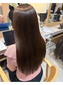 艶感たっぷりのショコラブラウンで上品ヘアーに◎0515