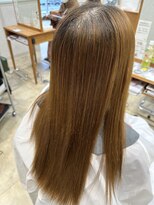 ウルプラスアイ(URU+ai) 自然な艶を叶える酸性縮毛矯正