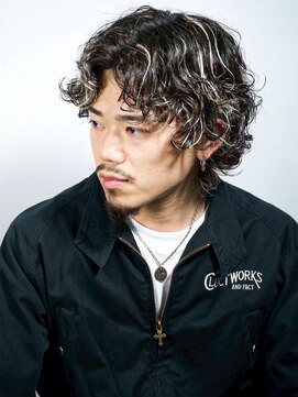ヒロギンザバーバーショップ 新宿店(HIRO GINZA BARBER SHOP) ハイライトカーリーレイヤー/サーフカール〈理容室〉