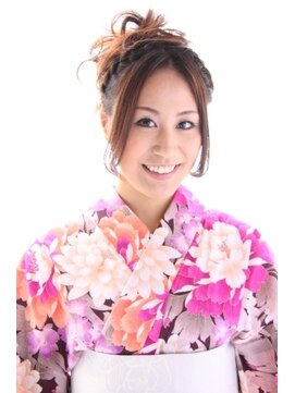 レガーミ(Legami) 浴衣に合うアップスタイル