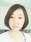 黒髪ラウンドボブ