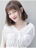 切りっぱなしボブでナチュラルにかわいい!