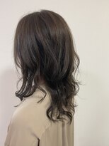 シルエット 美容室&nbsp;柔らか綺麗めアッシュブラウン