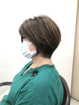 テルミークリニカルデザイン 北千里&nbsp;ミセスかっこいい30代40代50代似合わせひし形ショートボブ