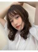 ブラウンカラー×ミディアムカール
