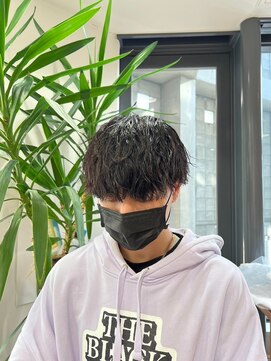 アウラ(AURA) 波巻きパーマツイストスパイラルパーマシャドウパーマ