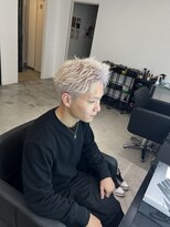 キング 高槻(K!ng)&nbsp;縮毛矯正髪質改善ハイライトレイヤーカット高槻美容室エクステ