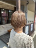 細めハイライト！ショートボブ