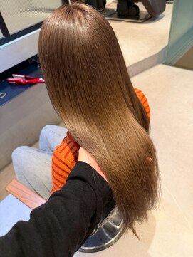 インク サカエ(inq sakae) 艶髪/ストレートロング/ハイトーンブラウン