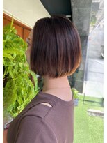 スクエアウーノ 博多(SQUARE*UNO HAKATA) 涼しげにまとまる、大人の艶ショートボブ