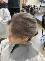 ライン(LYNE)&nbsp;シルバーグレージュ×中性ウルフ