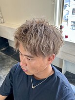 ビーテックバイゼン 山科店(B-TECH by Zen)&nbsp;ミルクティーベージュ　メンズショート　アップバング