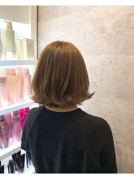 キャラ シャローネ 池袋(Chara Chalone) くすみベージュ