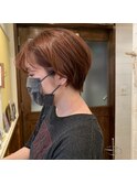 丸みショート オレンジヘア 辻幸奈 表参道