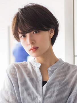 サーカス バイ ビュートリアム 青山(CIRCUS by BEAUTRIUM) マッシュショート20代30代40代大人可愛い暗髪うる艶髪青山表参道