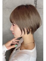 クーエフー(coo et fuu)&nbsp;10代20代30代40代50代 前髪　アッシュベージュ　ショートボブ