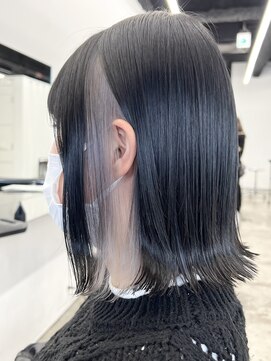 ココ 本八幡(KOKO) 黒髪クラゲヘアーオリーブグレー小顔ココアベージュ卵型ショート