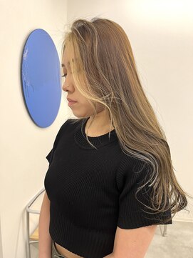 ケプカ(KEPKA) ベージュ ハイライト 顔まわり