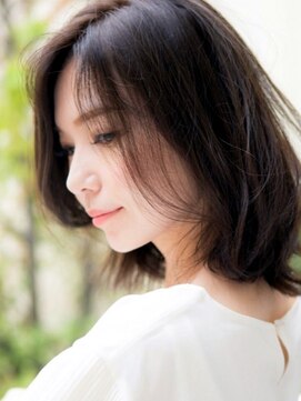 アヴァン ヘアリゾート 30代~50代/大人女性ミディアムヘア