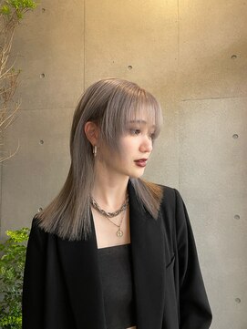 ヴァーディ オモテサンドウ(Vardy omotesando) silver/シルバー ハイトーンカラー