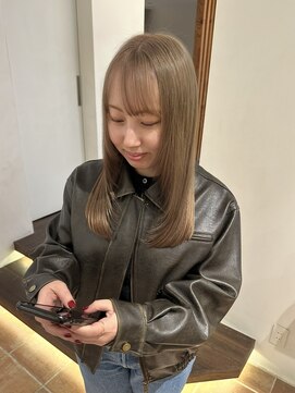 ローネス(LONESS) ロングレイヤー　ミルクティーベージュ　くすみベージュ