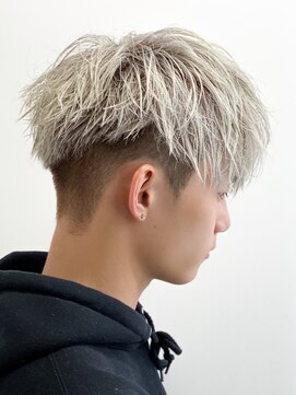 エルマーク 渋谷(L-MARK) ダブルカラースパイラルパーマツイストパーマフェード短髪